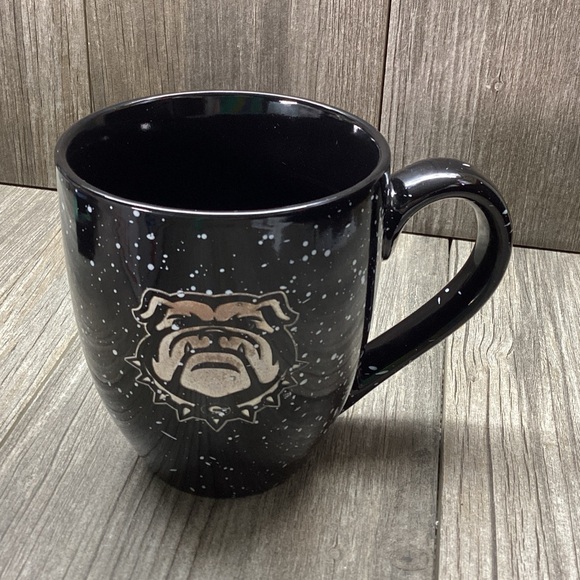 Georgia Bulldogs Coffee Tea Mug Hot Cold Dishwasher Safe 11-15 0z Mug - Picture 1 of 11